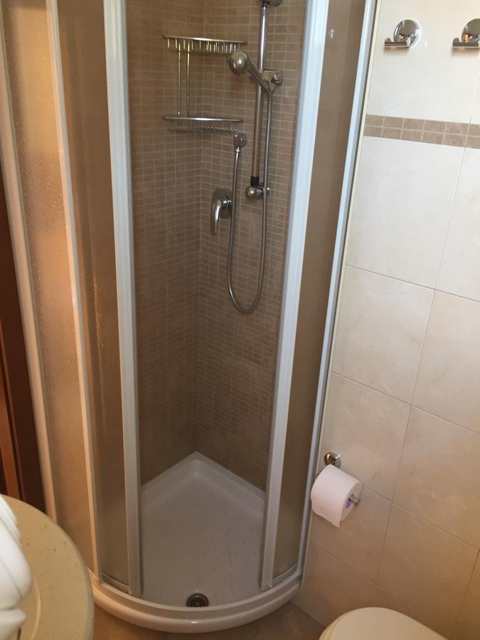 Hotel Mirabel Римини Экстерьер фото
